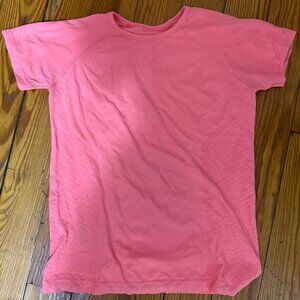 Athlete Girl Tight-Fitting T-shirt Coral